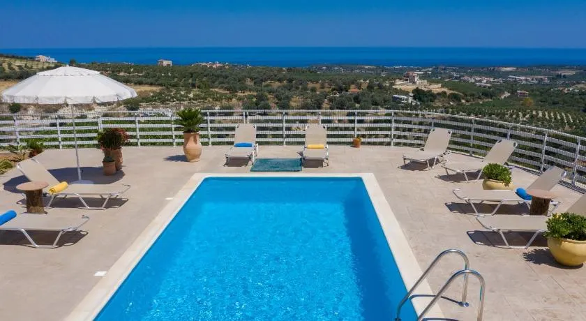 Haravgi 3 Bedrooms Villa - Image 1