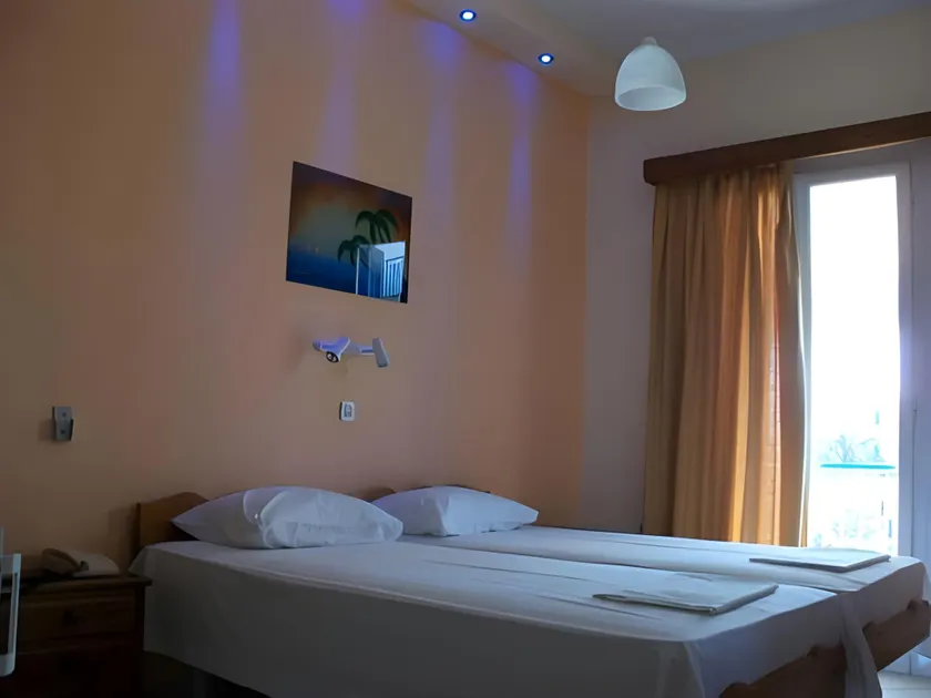 Hotel Marmarinos - Image 1