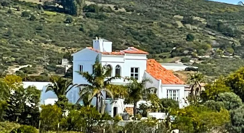 La Finca - 3BR Seaside Villa with Private Pool & BBQ - Image 1