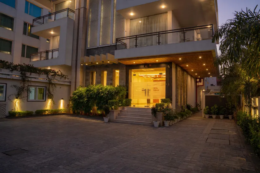 Hotel Anmol Bandhan - Image 1