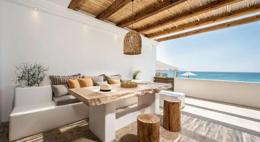 Euphoria Suites and Spa - Image 1