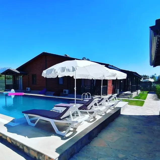Summertime Bungalows - Image 1