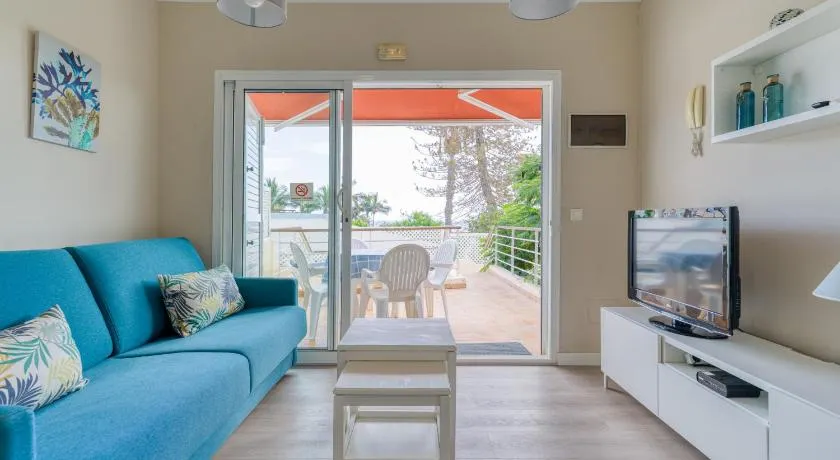 HomeForGuest Modernes Apartment in San Agustin 2 Minuten vom Strand entfernt - Image 1