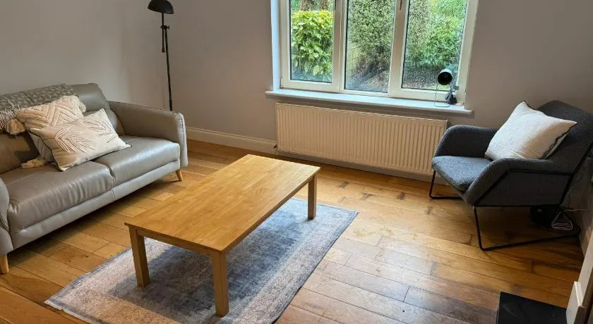 Bright 2BDR Home in Blackrock Cork - Image 1