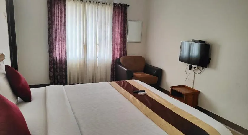 Kapsstone HOMESTAY- Apartments &Rooms near APOLLO &SHANKARA NETHRALAYA HOSPITALS -Greams Road - Image 1