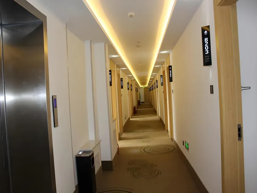 GreenTree Inn Langfang Dachang Movie City Select Hotel - Image 1