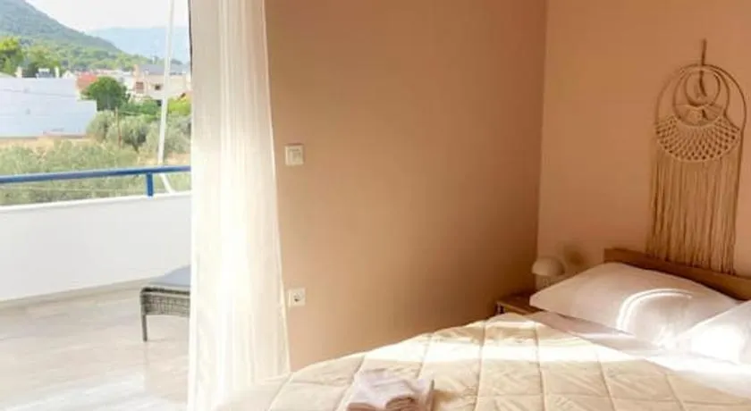 Room 4 - Image 1