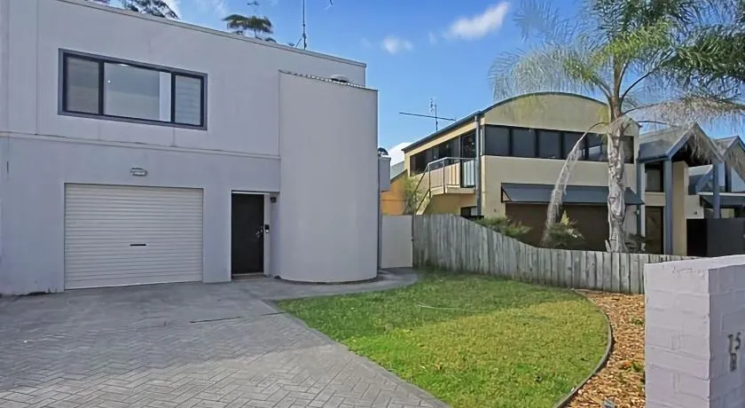 Sandy Place 75B Seaside Living managed by Batemans Bay Accom - Image 1
