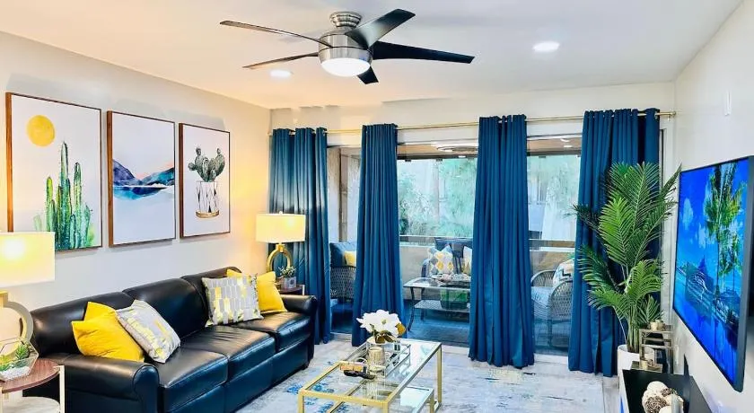 Newly updated Modern 2 BR Scottsdale Condo. - Image 1