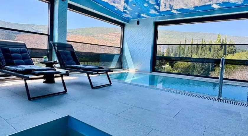 S-Penthouse - Image 1