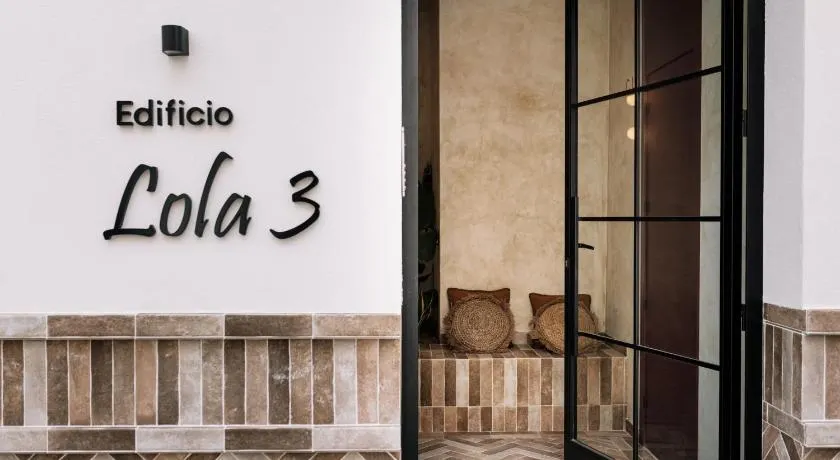 Edificio Lola 3 - Image 1