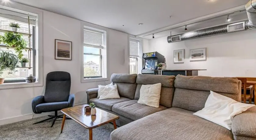 Lovely 2-Bedroom Unit in Springfield - Image 1