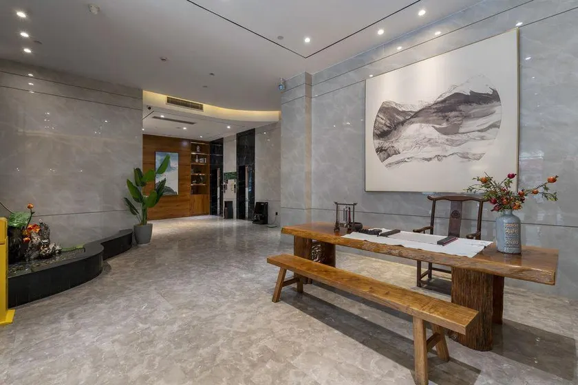 Qianyi Hotel (Beiliu Wanda Plaza Branch) - Image 1