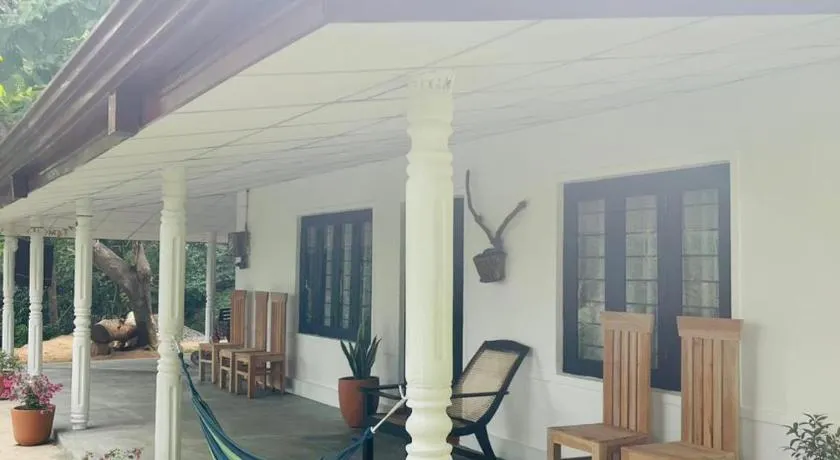 Holiday Home Rathnaella - Image 1