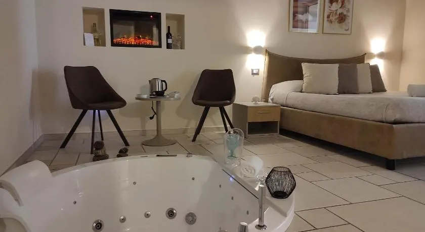 Lux Suite - Image 1