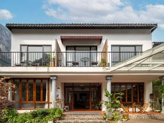 Yanqi Mountain Guesthouse - Image 1