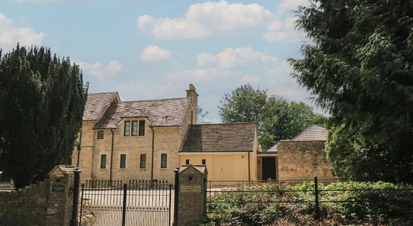 Old Cottage Hospital Annexe - Image 1