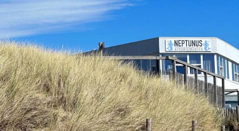 Neptunus Appartementen - Image 1