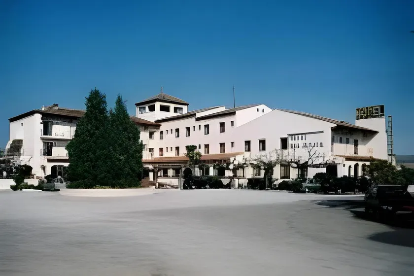 Hotel Restaurant Bon Retorn - Image 1