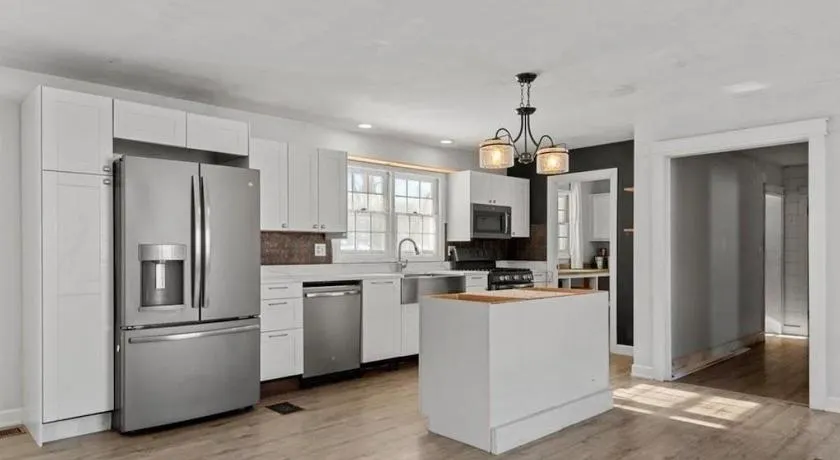 Peaceful Spaulding Orchard Home - Image 1