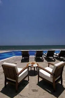 Torrenza Boutique Resort - Image 1