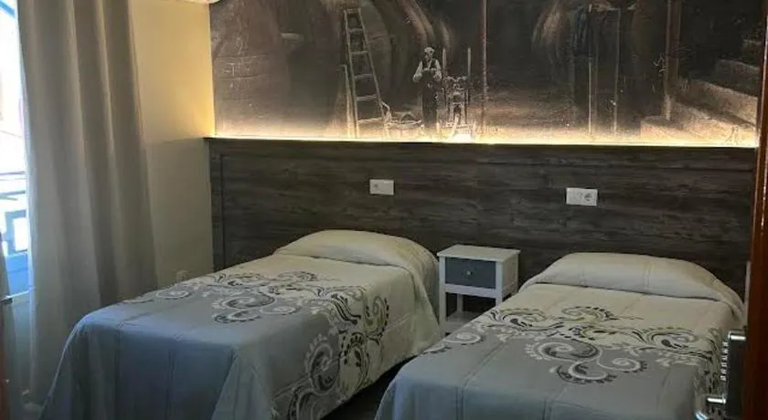 Hostal imperio - Image 1