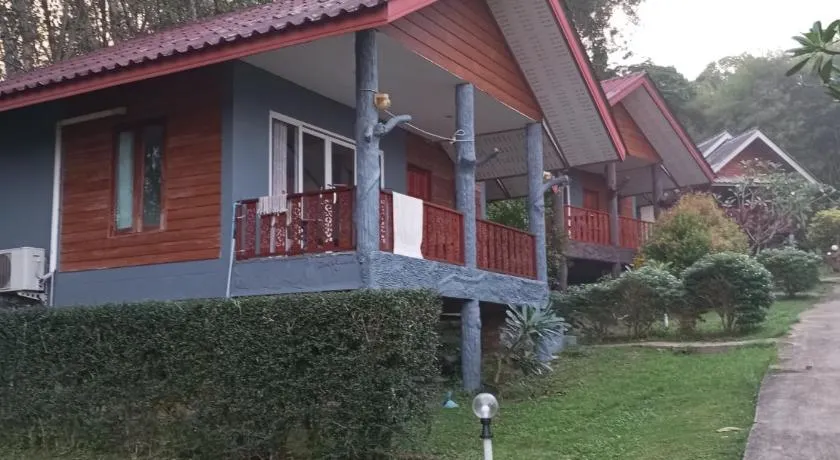 Mookanda bungalow - Image 1