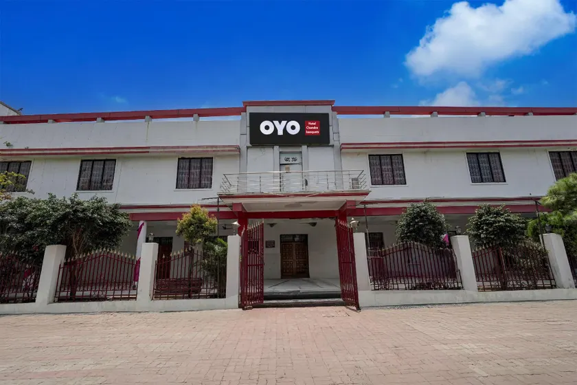 Super Hotel O Chandra banquets - Image 1