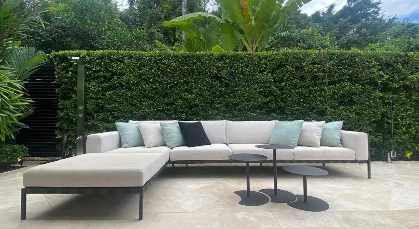 AQUA Beachfront Villa Port Douglas - Image 1