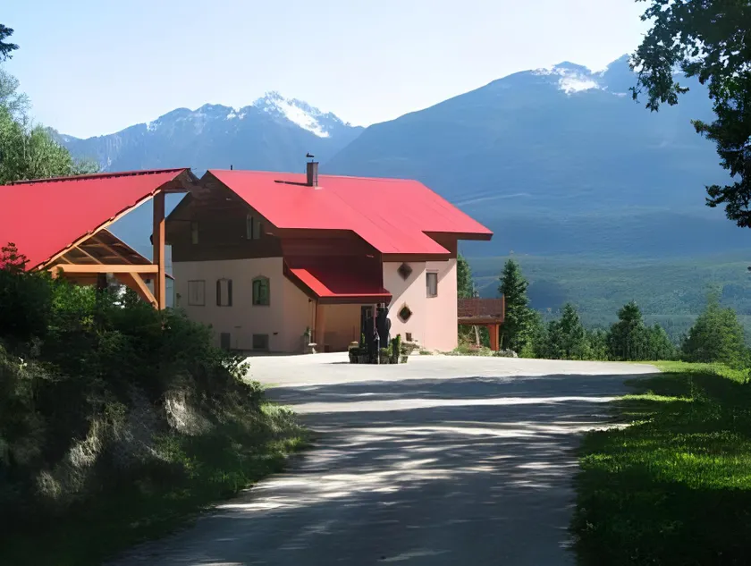 Tschurtschenthaler Rentals - Image 1