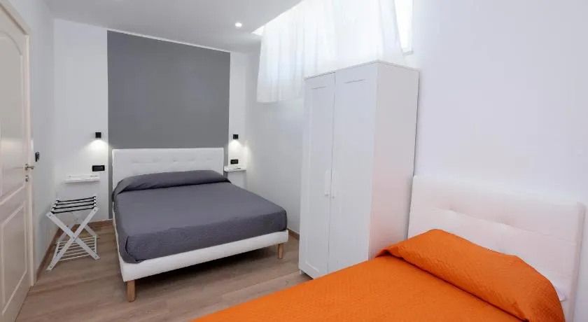 Abruzzo Airport Home - Image 1