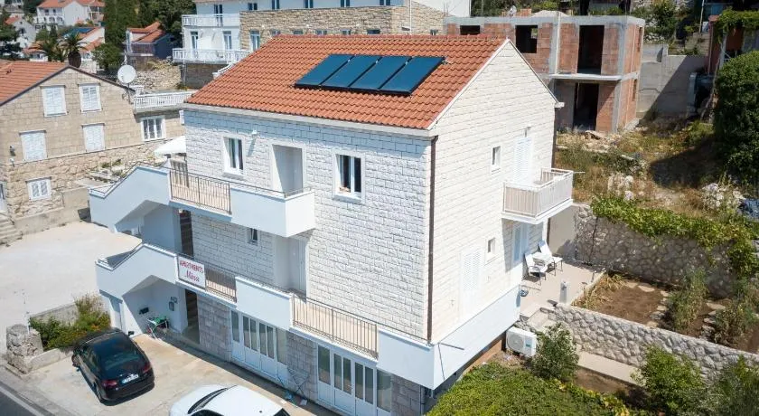 Apartments Mira - Image 1