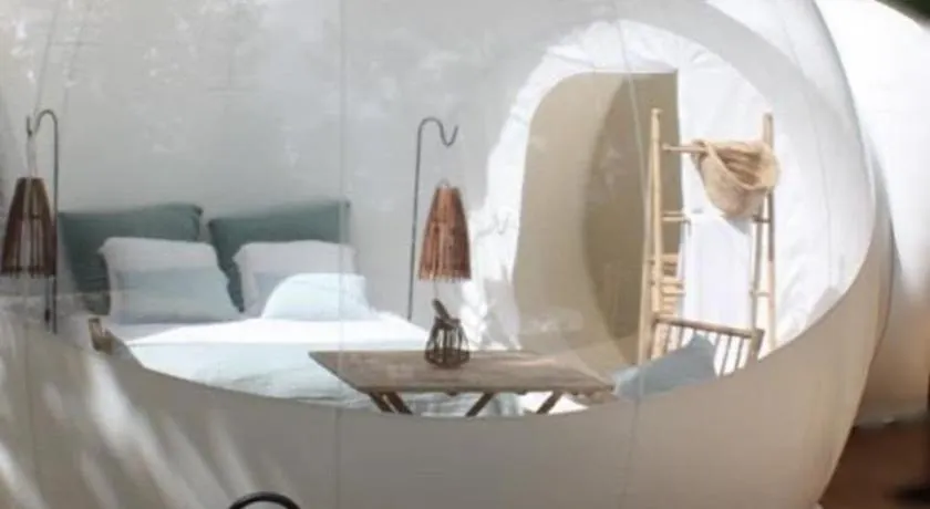 Dormir dans une bulle Grandiose, avec Spa, la tête dans les étoiles - Image 1