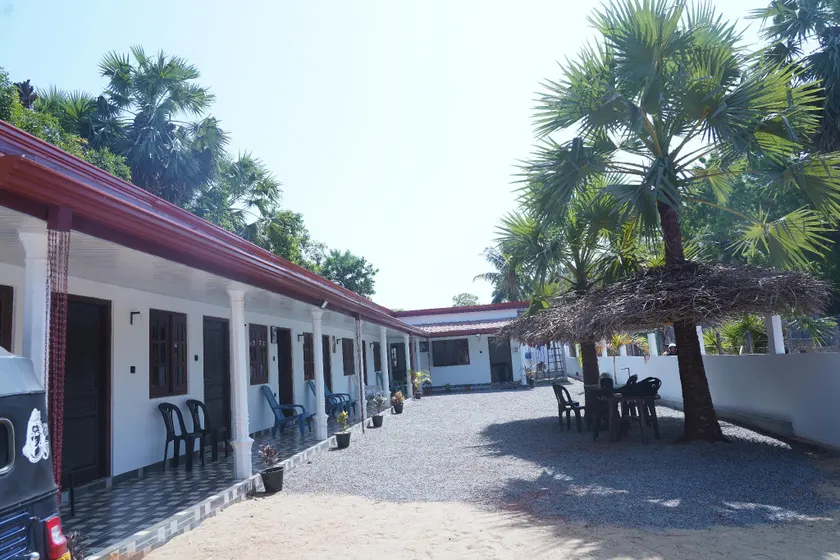 K Seven Guest Inn - Image 1