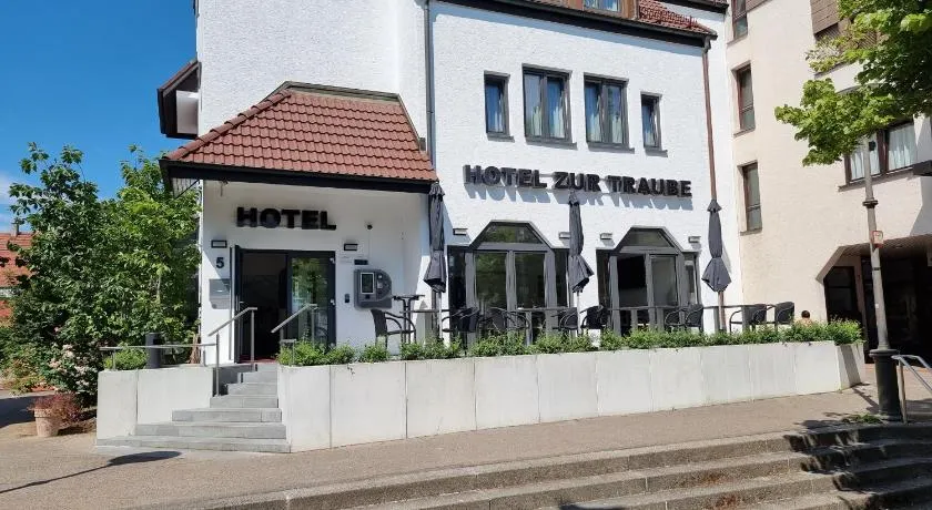 Hotel zur Traube - Image 1