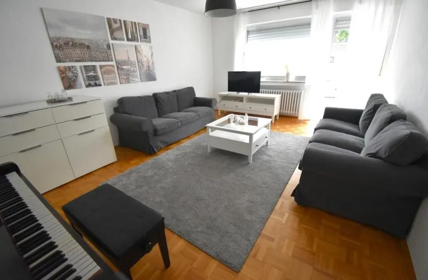 Pulheim Living 5 - Image 1