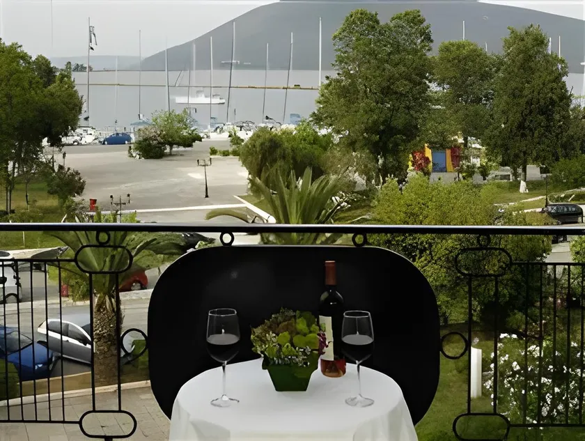 Hotel Lefkas - Image 1