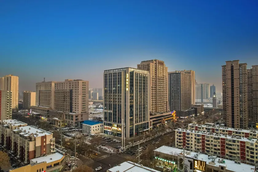 Atour Hotel Shijiazhuang Railway Station West Square - Image 1