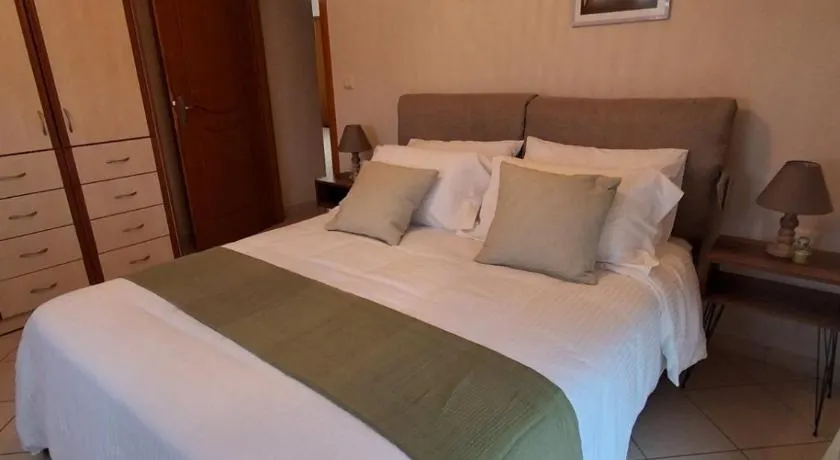 Marbi Apartment - Image 1