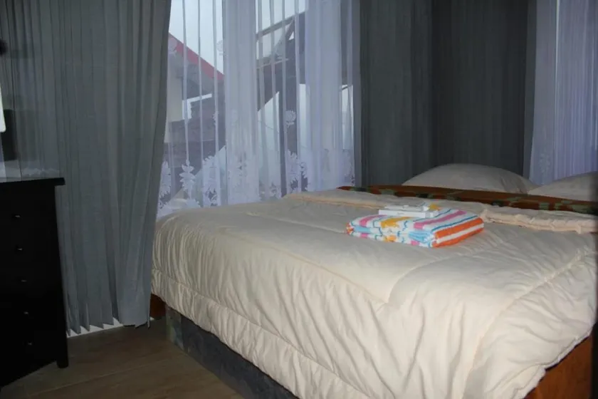 Bromo Otix Guest House - Image 1