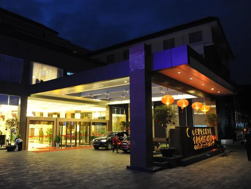 Guilin Golden Dragonball Hotel - Image 1
