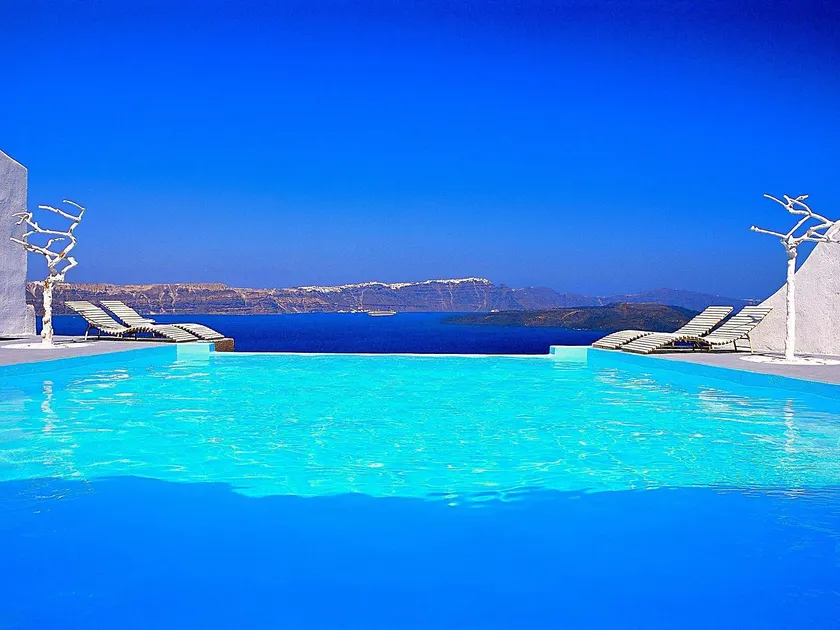 Astarte Suites - Image 1
