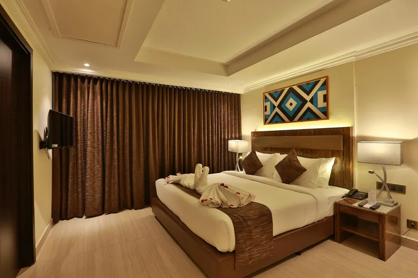 Hotel Luminara - Image 1