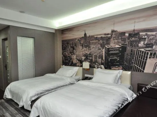 Langting Hotel - Image 1
