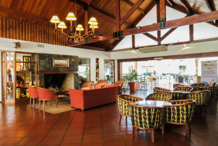 Howard Johnson Hotel & Spa Villa General Belgrano - Image 1