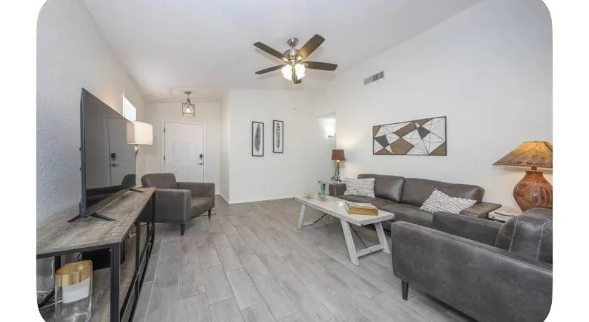 Peaceful and Sunny House in NW Tucson - Image 1