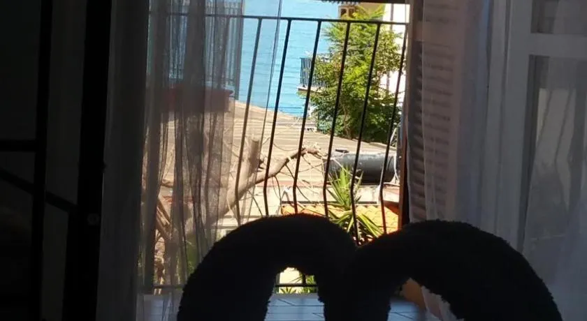 A due passi dal Mare - Image 1