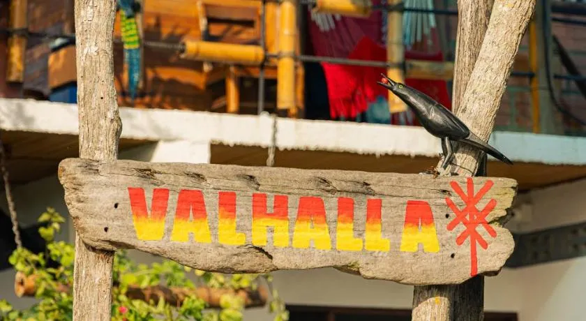 Cabaña Alojamiento Valhalla - Image 1