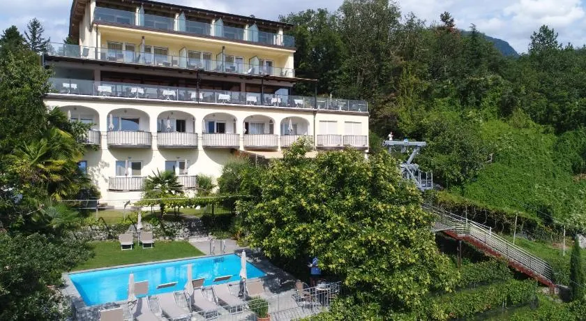 Hotel Panorama - Image 1