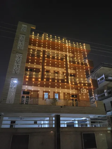 Greater Noida Houses - Image 1
